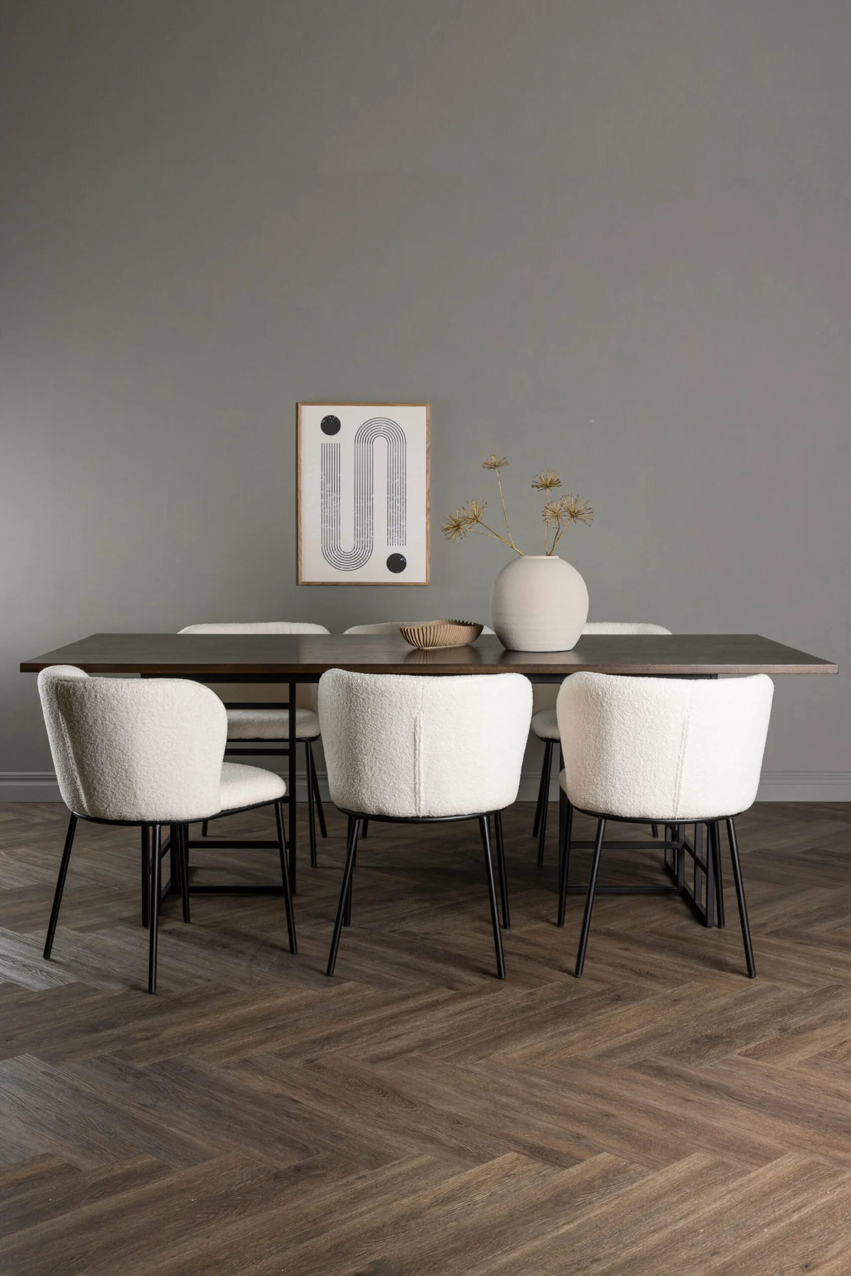 Matgrupp Ystad med stolarna Edina