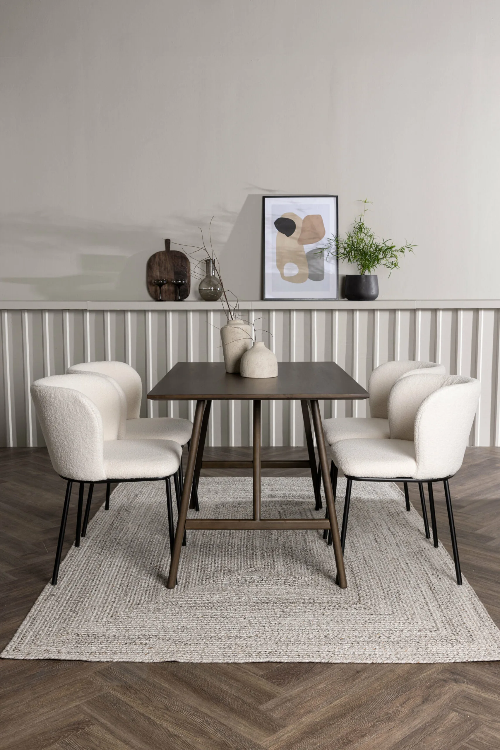 Matgrupp Kaseindon med stolarna Edina