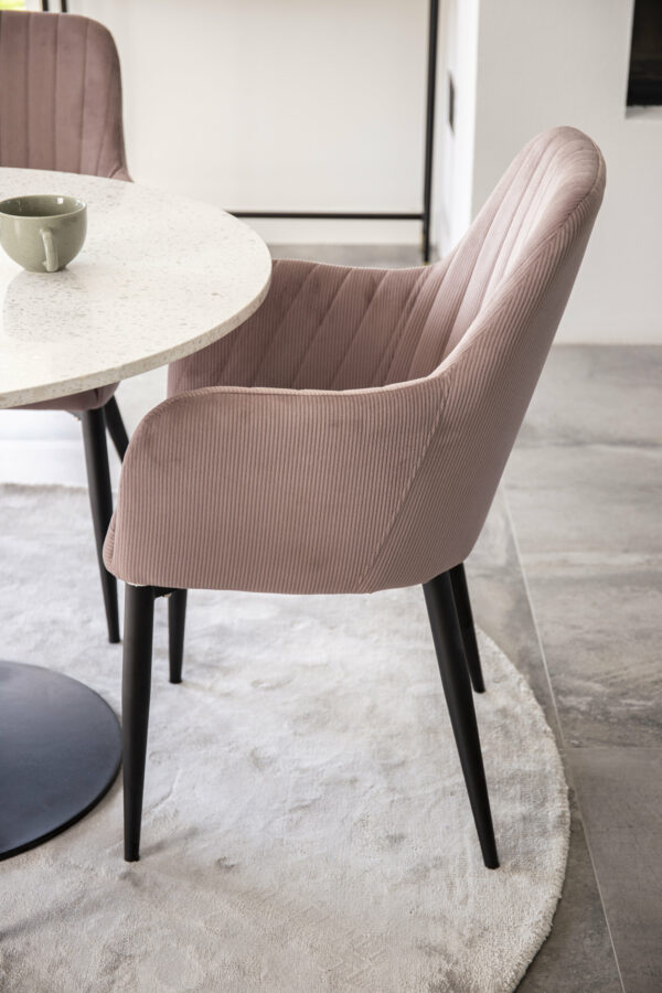 Matgrupp Estelle med stolarna Comfort