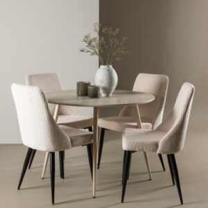 Plaza Matbord med Leone Matstol