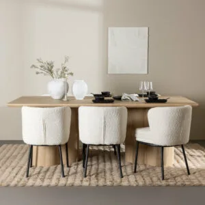 Olivia Matbord med Agnes Matstol