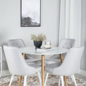 Matgrupp Plaza med stolarna Velvet Deluxe