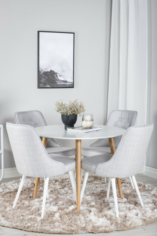 Matgrupp Plaza med stolarna Velvet Deluxe