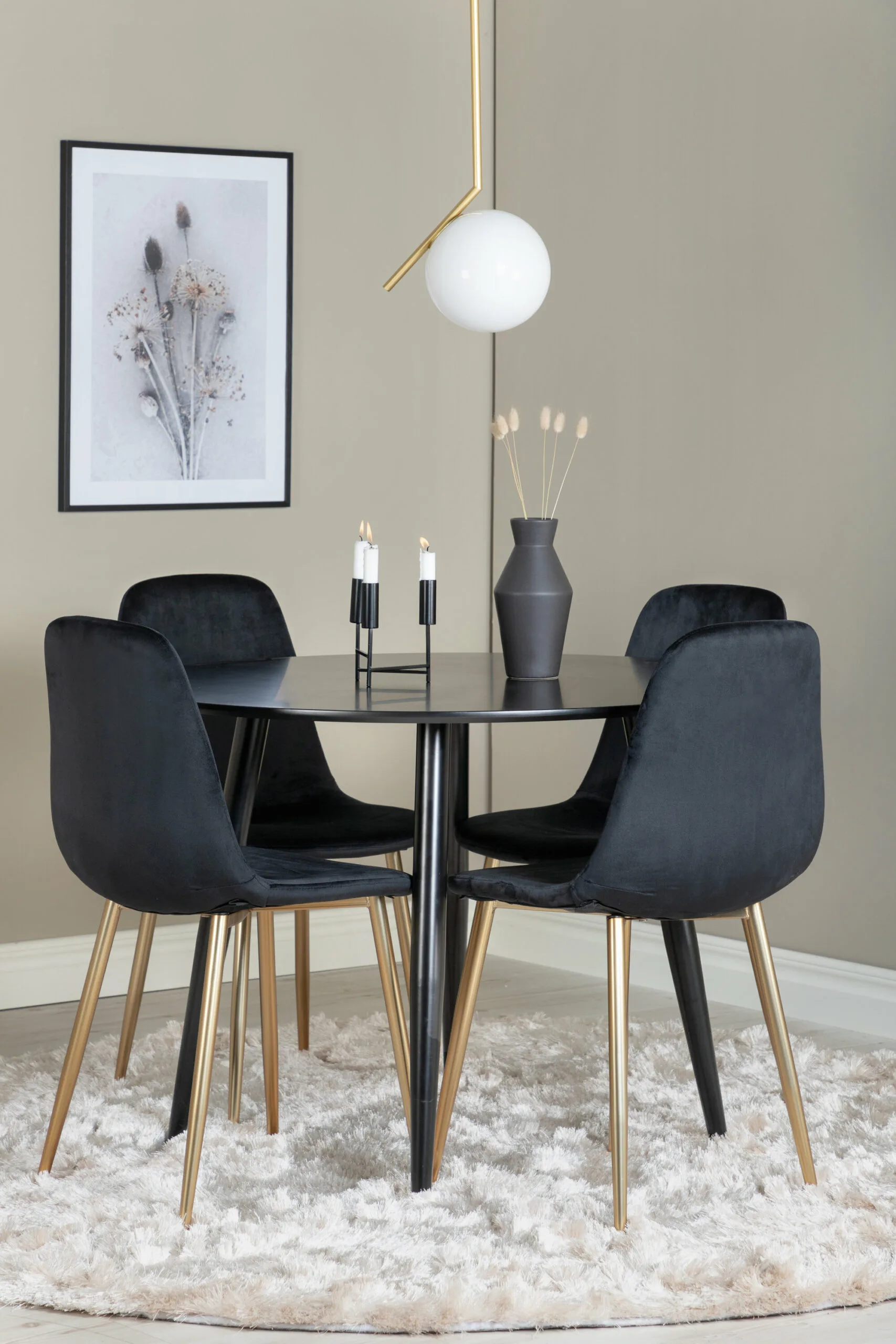Matgrupp Plaza med stolarna Polar